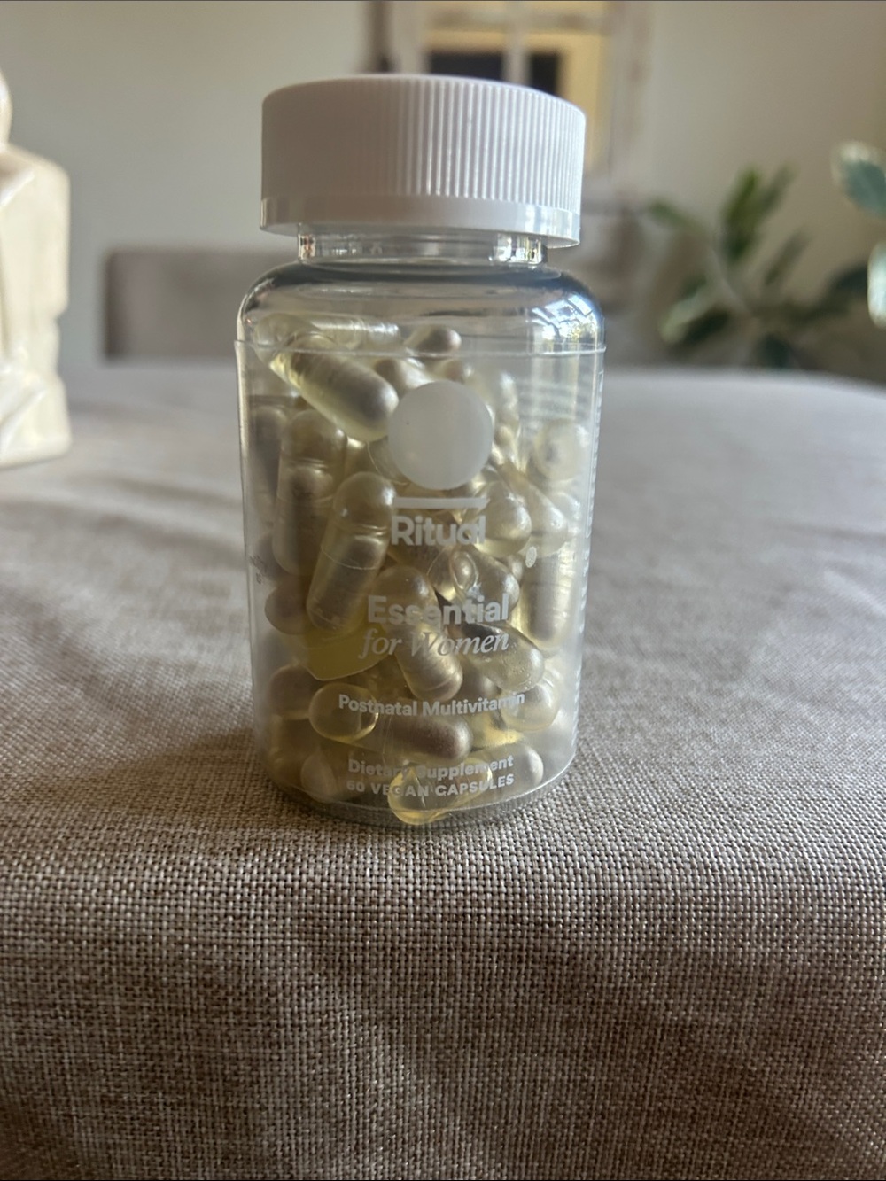Ritual Essential for Women Postnatal Multivitamin - White & Gold